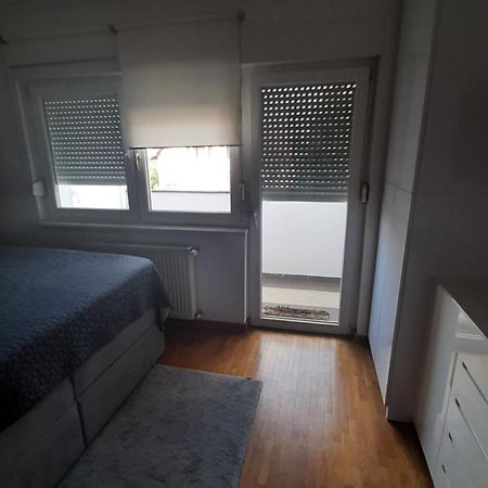 Apartman Tina Lägenhet Varaždin Exteriör bild